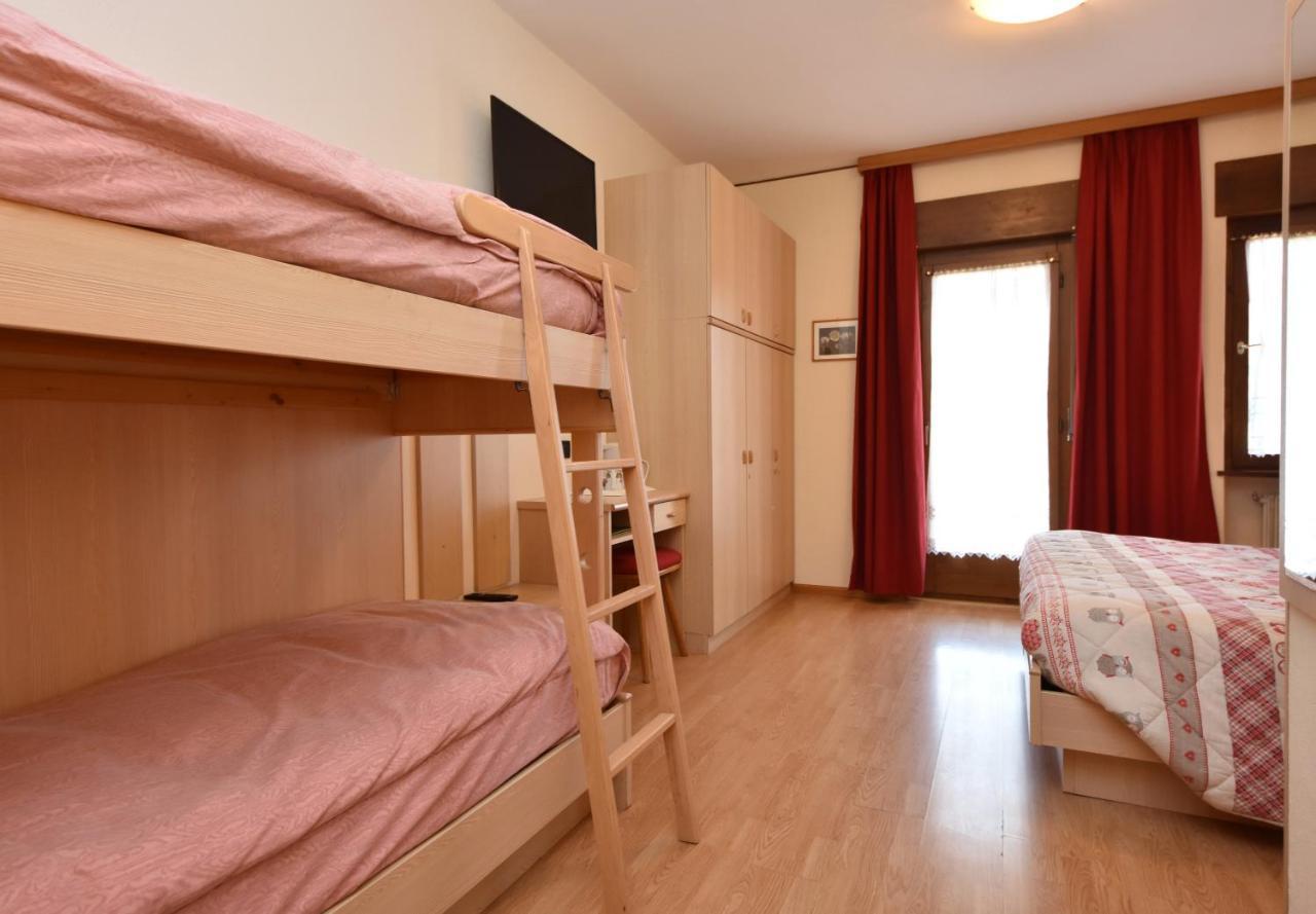Albergo Venezia Passo Rolle Kültér fotó